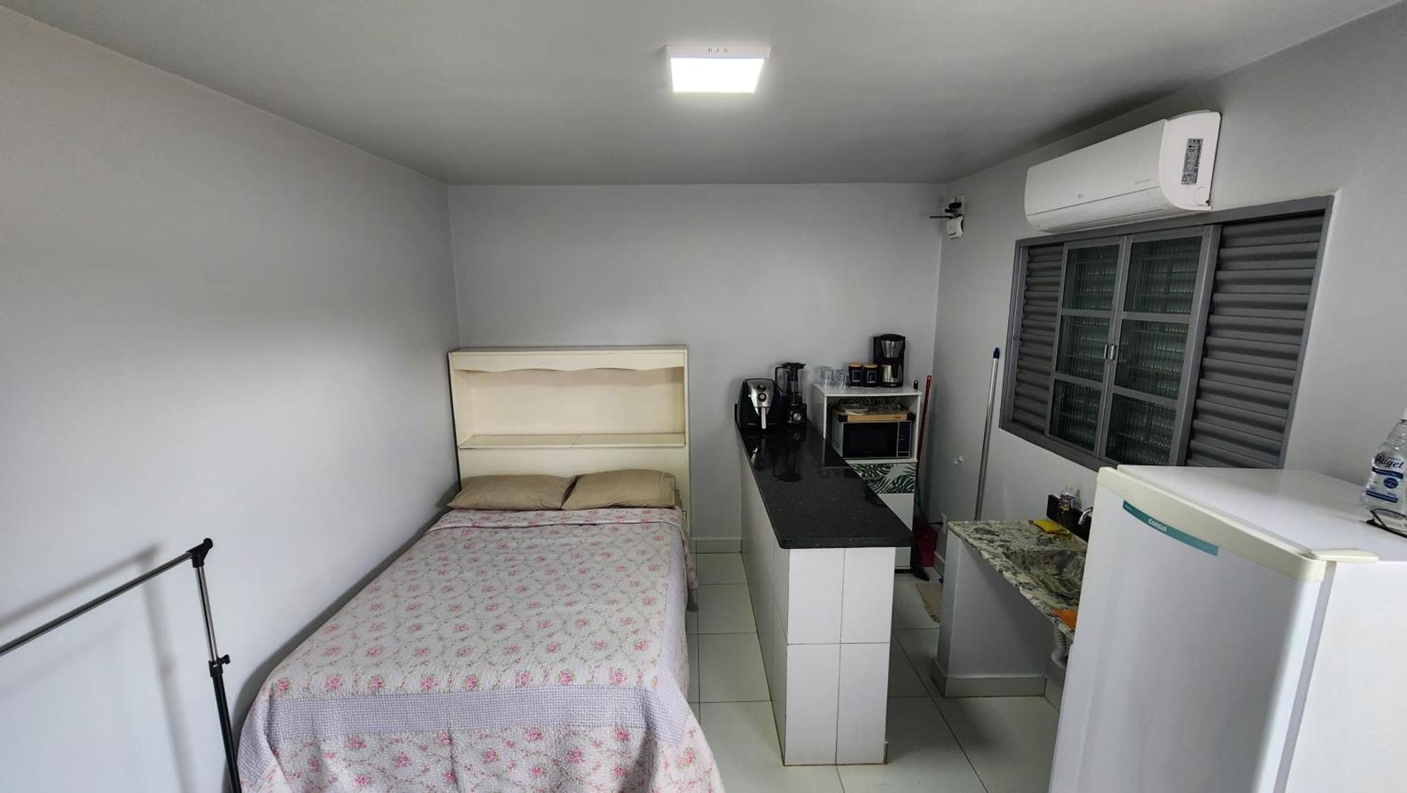 Privativa Climatizada Mobiliada Com Garagem E Wi-fi 1 * Goiania